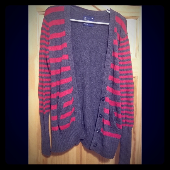 American Eagle Cardigan - Picture 1 of 4